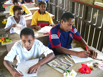 Clergy children attending school in Papua New Guinea. (Image: ABM/Steve Daughtry 2007)