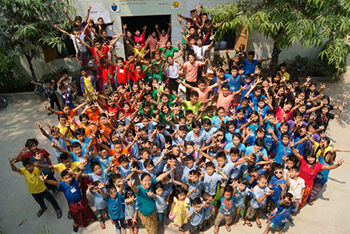 Group photo taken during the 4th Summer course run by St Peter’s Bible School. © St Peter’s Bible School, 2016.