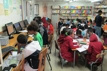 The library is filled to capacity during each school day, with often a line outside for those waiting to come in. © Rev Roger Kay, St Matthew’s Anglican Church & School, Ethiopia 2014.