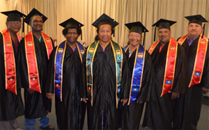 2015 Graduates. © Wontulp Bu Buya College, 2015.